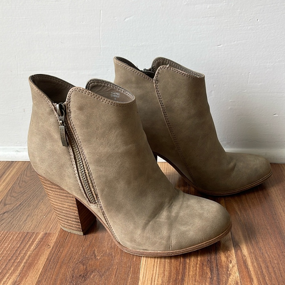 Tan/brown heel booties